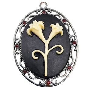 Vintage Victorian Style Cream Lily Black Background Cameo Oval Silver Pendant